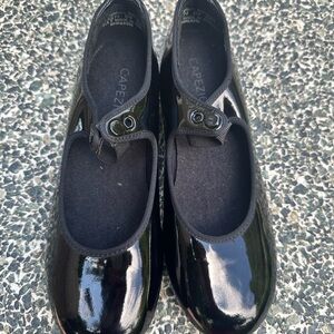 Capezio Tap Shoe 5.5 Narrow